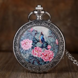 Montre gousset femme élégante et raffinée