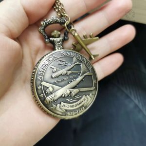 Accessoire rétro pour un style militaire