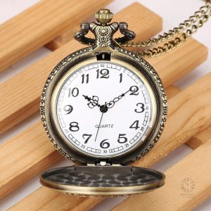Montre Gousset classique inspirée du style militaire
