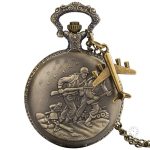 Montre Gousset au design inspiré de l'armée