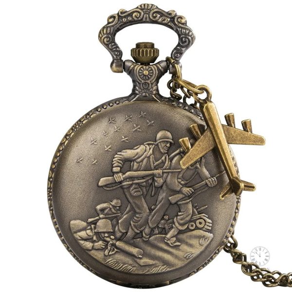 Montre Gousset au design inspiré de l'armée