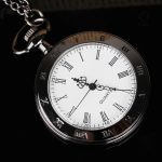 Montre gousset classique avec style moderne