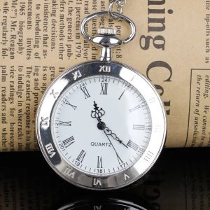 Style vintage modernisé de montre gousset