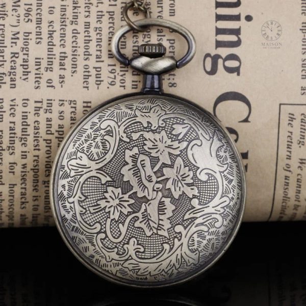 Accessoire intemporel : montre gousset moderne