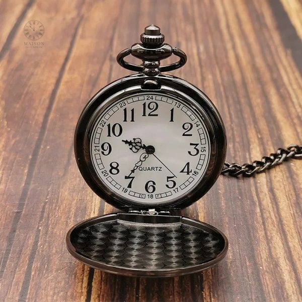 Détails raffinés de la Montre Gousset Romantique