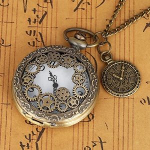 Montre gousset avec design inspiré du steampunk