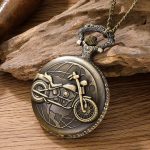 Montre de poche vintage avec chaîne