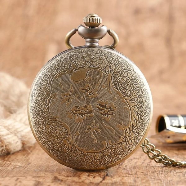Montre gousset en bronze au style vintage