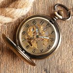 Montre de poche mécanique au design raffiné