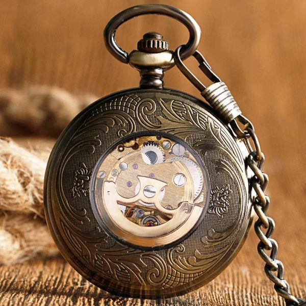 Gousset en métal avec mouvement mécanique