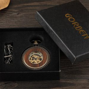 Accessoire horloger raffiné et intemporel