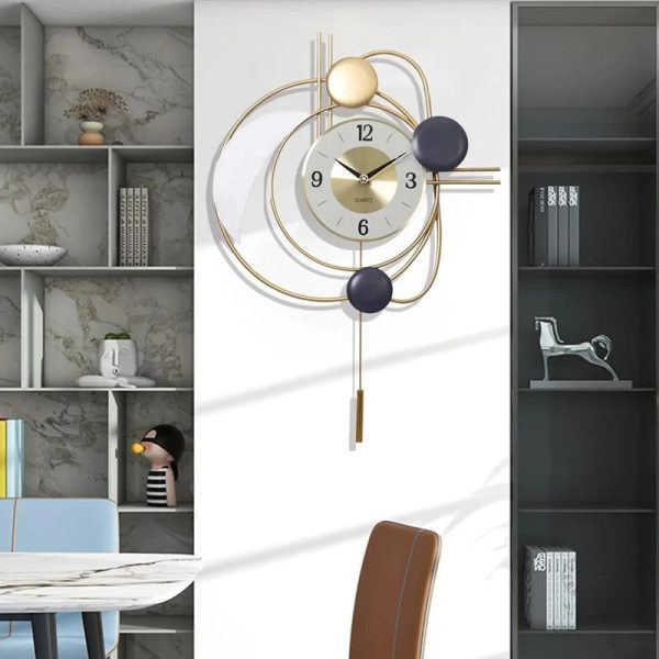 Horloge murale élégante au style contemporain