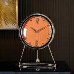 Horloge à poser design contemporain en bois