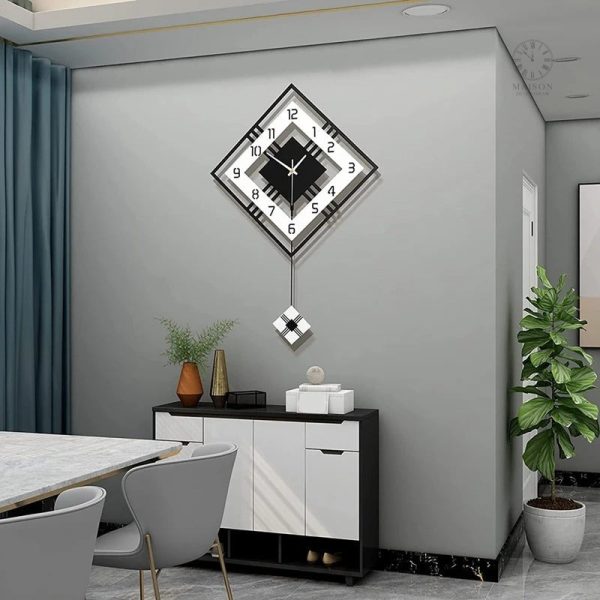 Pendule élégant avec chiffres contemporains