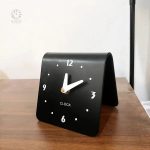 Horloge à poser pratique et esthétique pour la maison