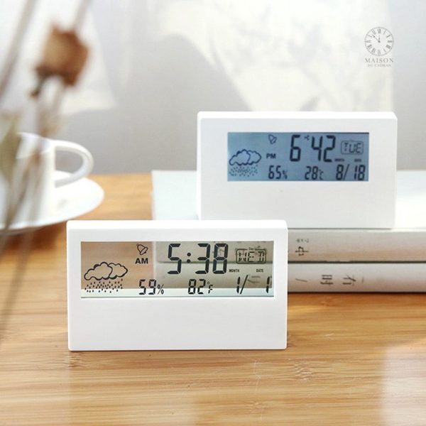 Accessoire pratique : horloge digitale à poser élégante