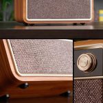 Radio réveil avec finition en bois