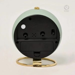 Réveil analogique au style contemporain