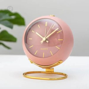 Réveil analogique avec chiffres lisibles