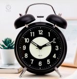 Réveil avec lumière intégrée pour début de journée serein