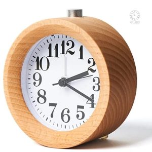 Réveil au style épuré en bois