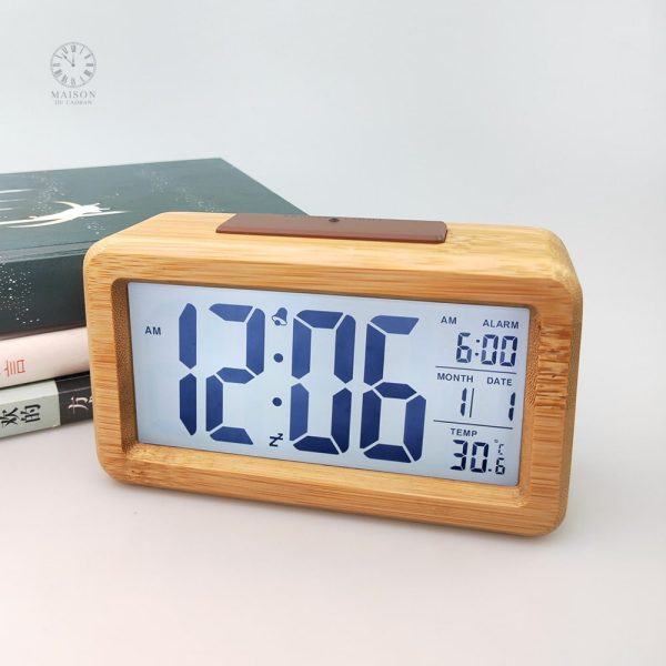Réveil en Bois avec affichage numérique