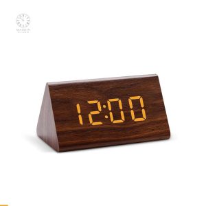 Réveil LED au style épuré en bois