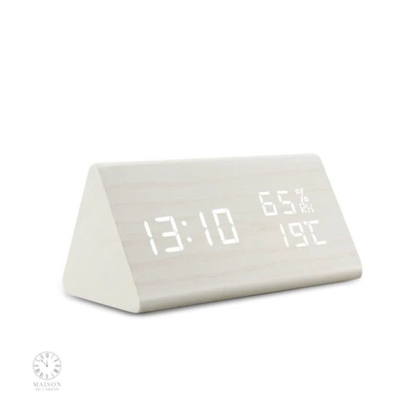 Réveil LED en bois, l'accessoire déco essentiel