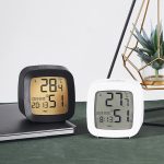 Réveil Simple sur table de nuit