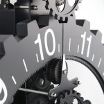 Horloge murale steampunk avec rouages apparents et style rétro