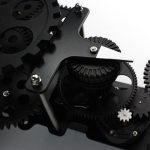 Horloge steampunk murale, fusion de technologie et d'art